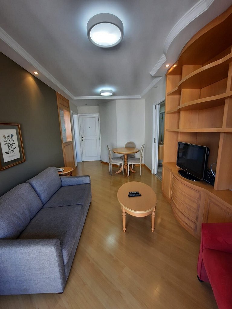 Apartamento com quarto e sala em Moema, São Paulo