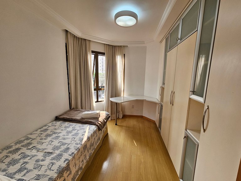 Apart/Hotel c/2 quartos e dois Banheiro Moema SP