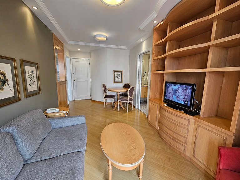 Flat c/ um quarto em Moema e cozinha completa uh65