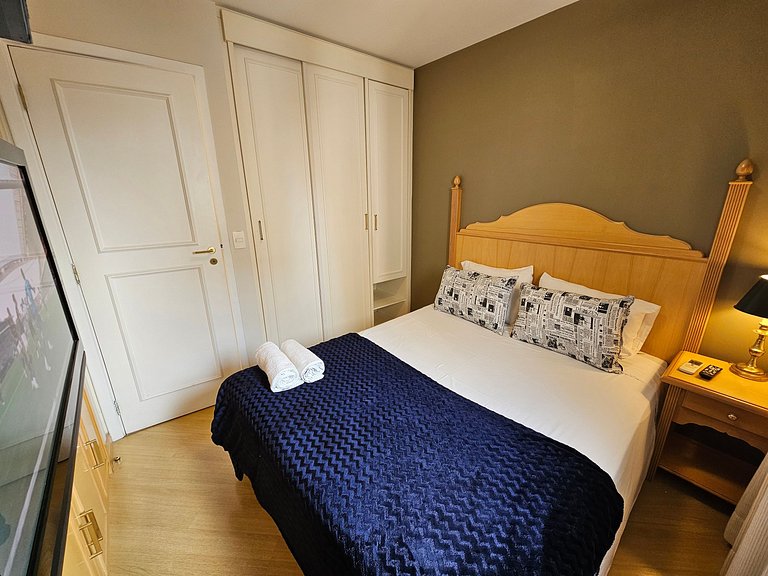 Flat c/ um quarto em Moema e cozinha completa uh65