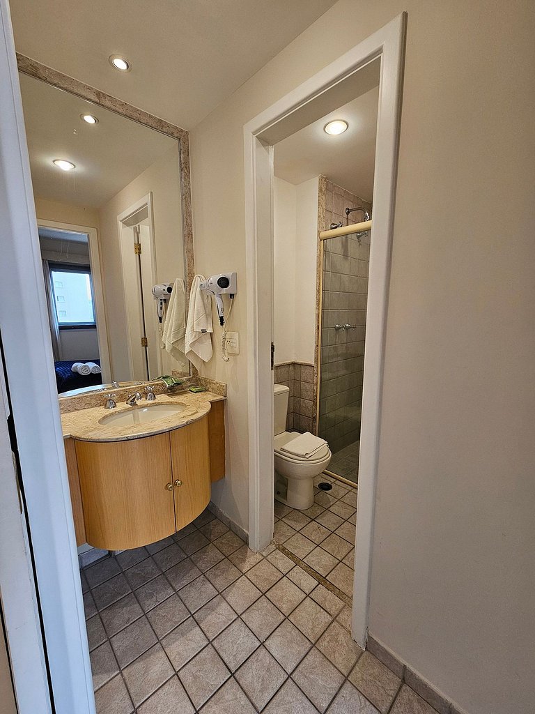 Flat c/ um quarto em Moema e cozinha completa uh65