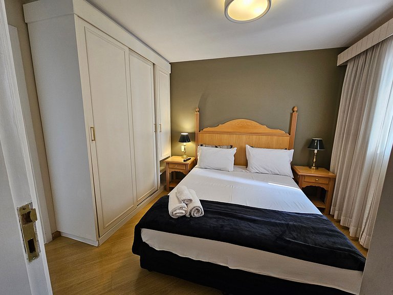 Apart/Hotel c/2 quartos e 2 banheiros Moema SP