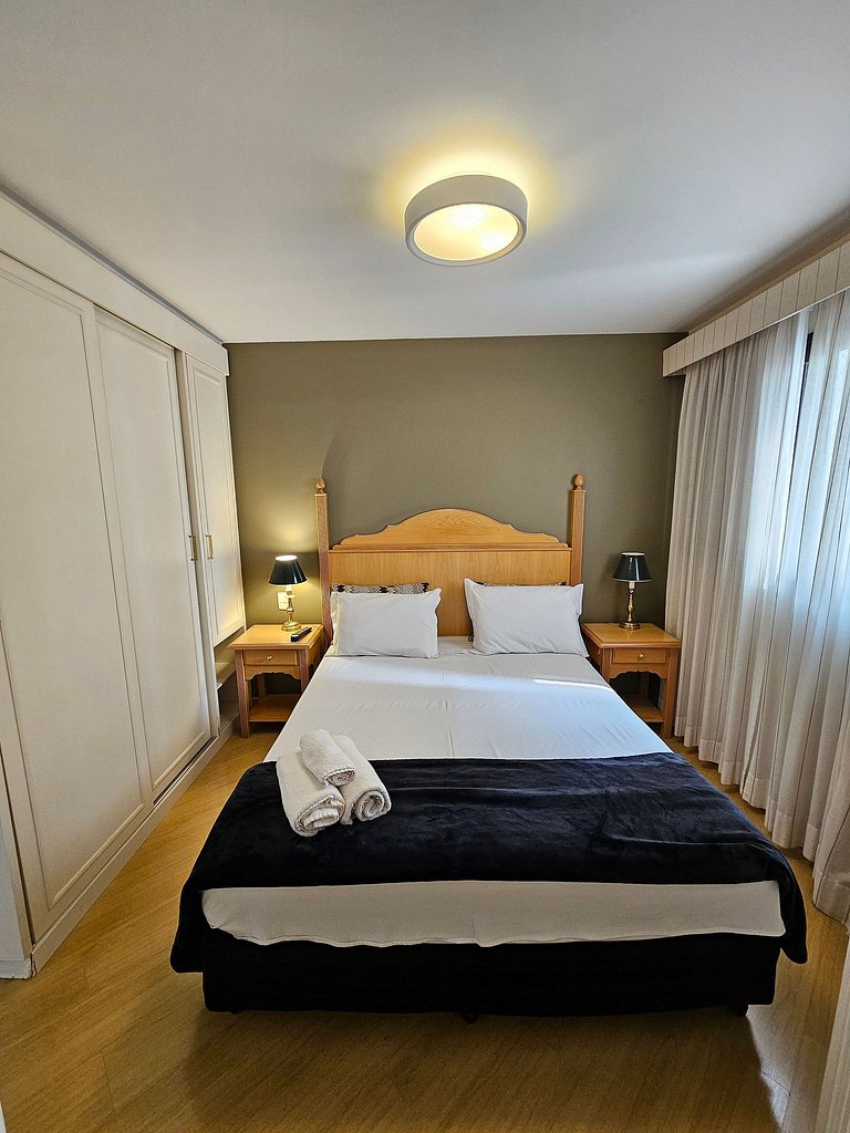 Apart/Hotel c/2 quartos e 2 banheiros Moema SP