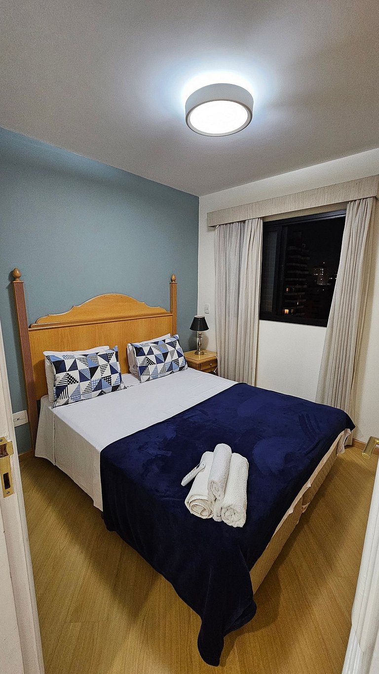 Apartamento com quarto e sala em Moema, São Paulo