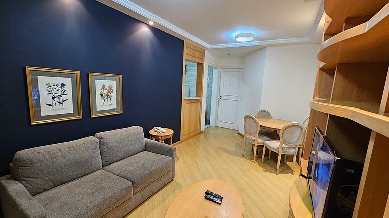 Apartamento com quarto e sala em Moema, São Paulo