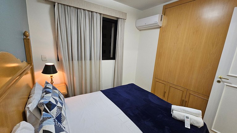 Apartamento com quarto e sala em Moema, São Paulo