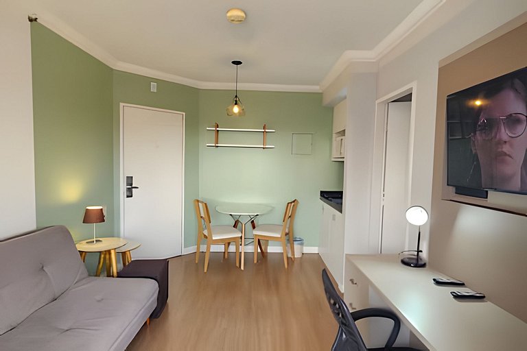 Flat Hotel The Palace com cozinha e sacada