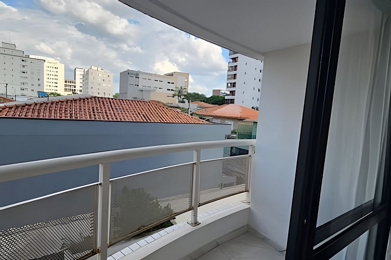 Flat Hotel The Palace com cozinha e sacada