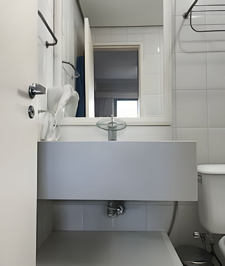 Flat Hotel The Palace com cozinha e sacada