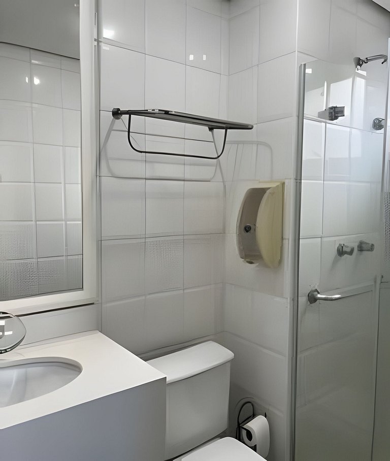 Flat Hotel The Palace com cozinha e sacada