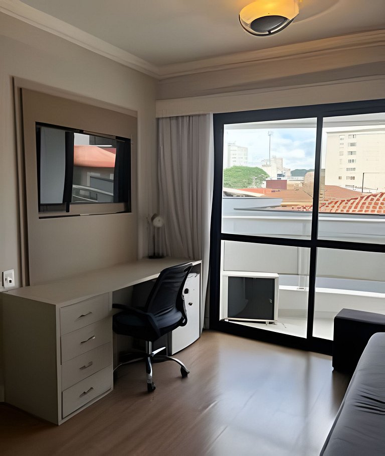 Flat Hotel The Palace com cozinha e sacada