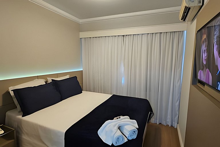 Flat Hotel The Palace com cozinha e sacada