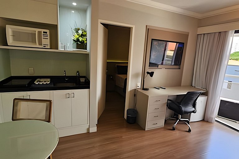 Flat Hotel The Palace com cozinha e sacada