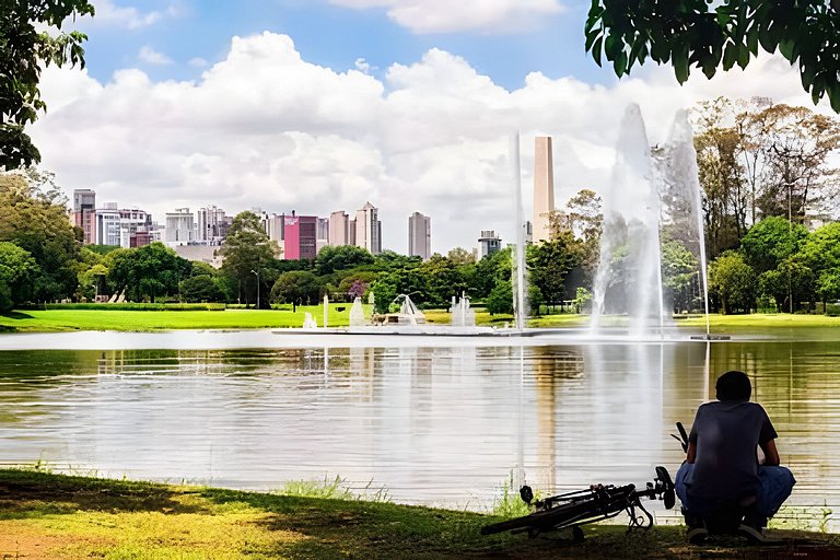 Flat Hotel The Palace com cozinha e sacada