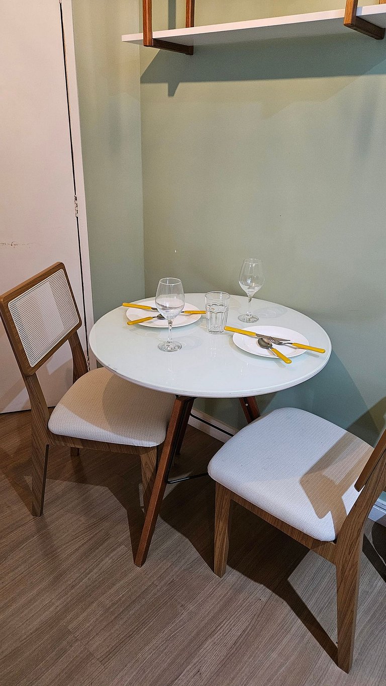 Flat Hotel The Palace com cozinha e sacada