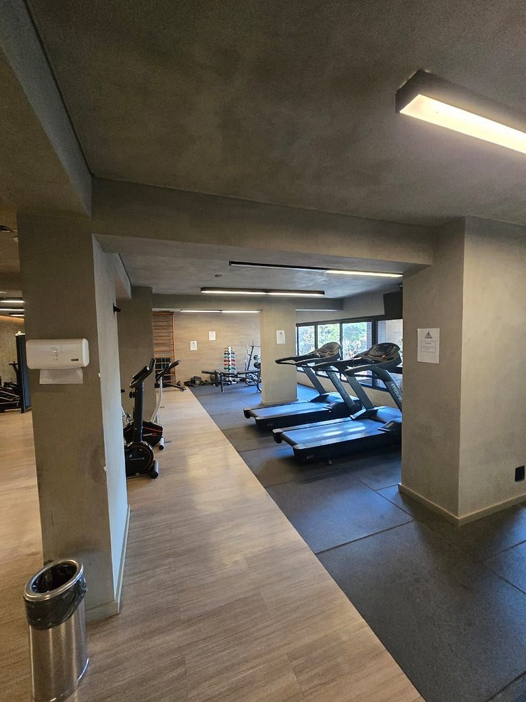 Studio decorado a uma quadra do Shoping Ibirapuera