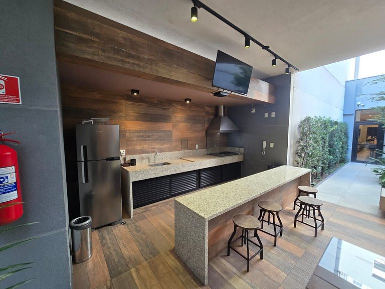 Studio decorado a uma quadra do Shoping Ibirapuera