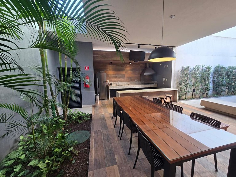 Studio decorado a uma quadra do Shoping Ibirapuera