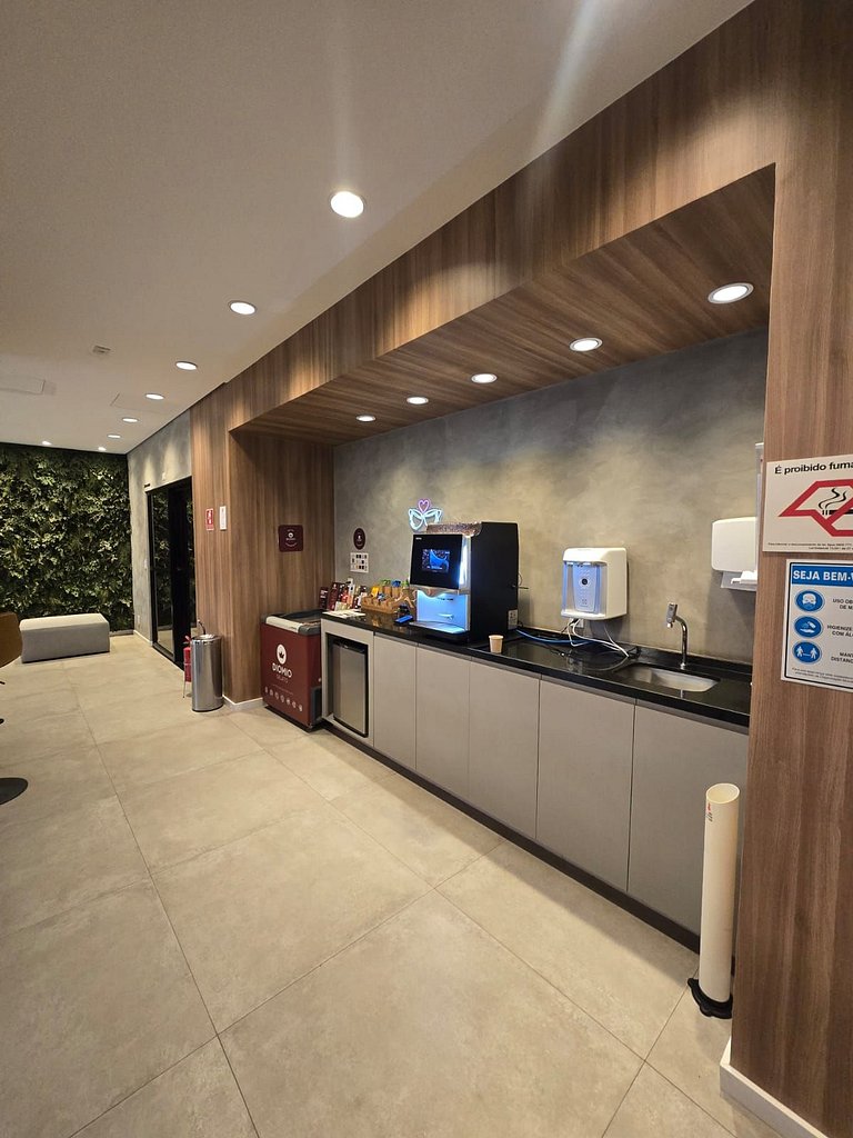 Studio decorado a uma quadra do Shoping Ibirapuera