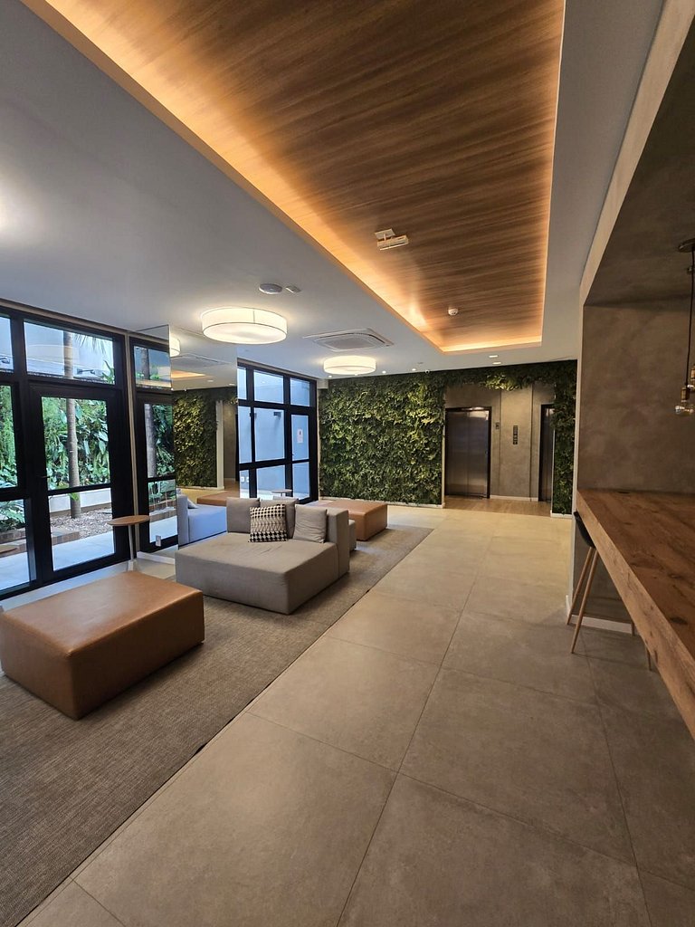 Studio decorado a uma quadra do Shoping Ibirapuera