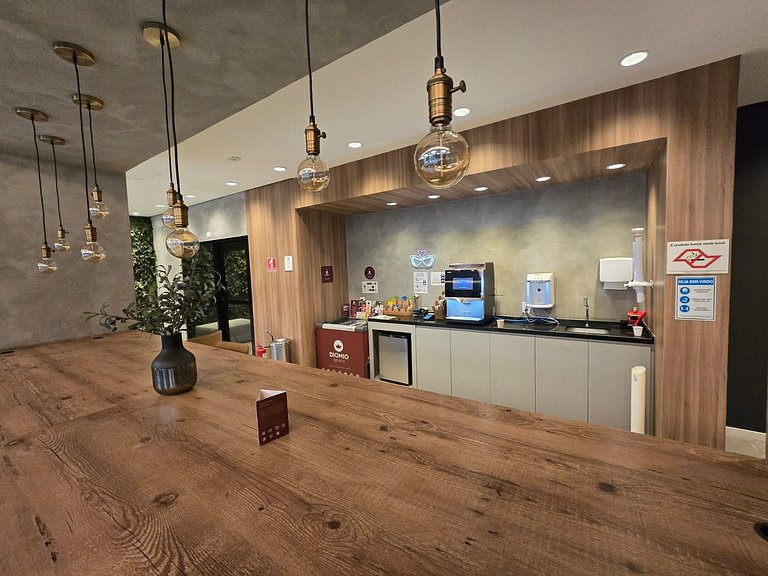 Studio decorado a uma quadra do Shoping Ibirapuera