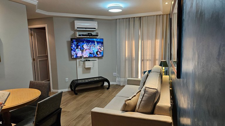 Flat-Apart hotel dois quartos c/uma suíte e vaga