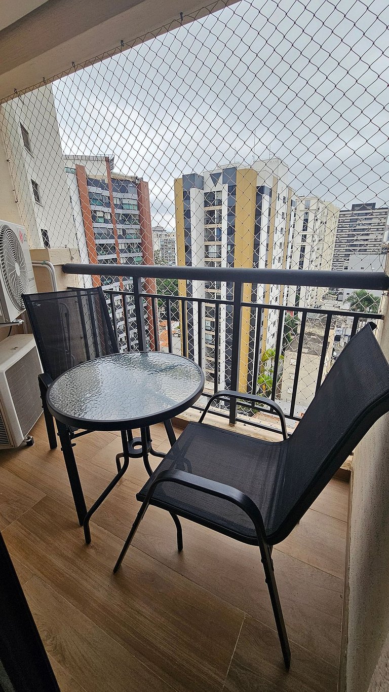 Flat-Apart hotel dois quartos c/uma suíte e vaga