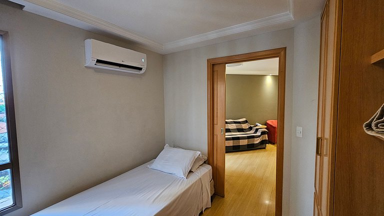 Apart/Hotel c/2 quartos e 2 banheiros Moema SP