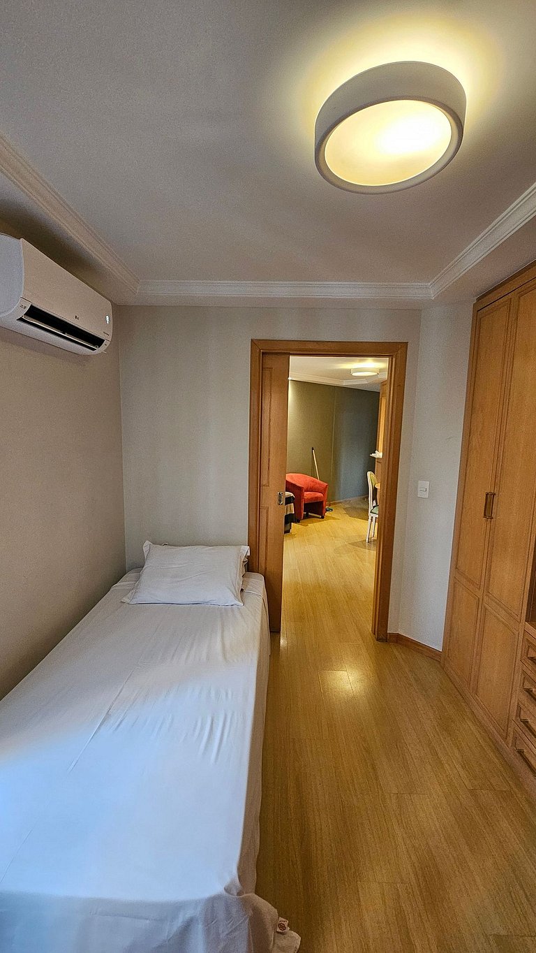 Apart/Hotel c/2 quartos e 2 banheiros Moema SP