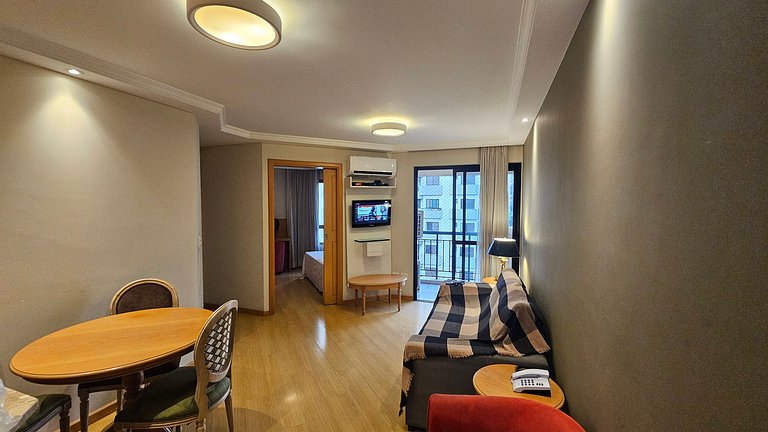 Apart/Hotel c/2 quartos e 2 banheiros Moema SP