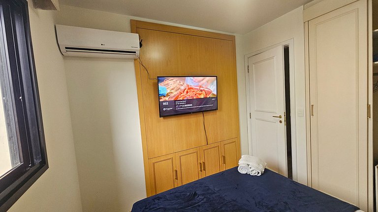 Apartamento com quarto e sala em Moema, São Paulo