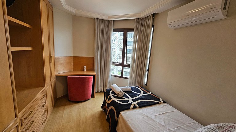 Apart/Hotel c/2 quartos e 2 banheiros Moema SP