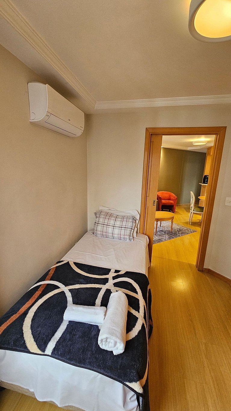 Apart/Hotel c/2 quartos e 2 banheiros Moema SP