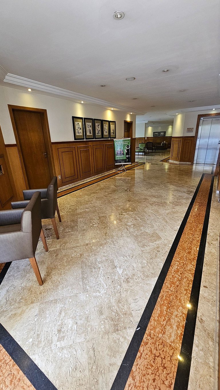 Apartamento com quarto e sala em Moema, São Paulo