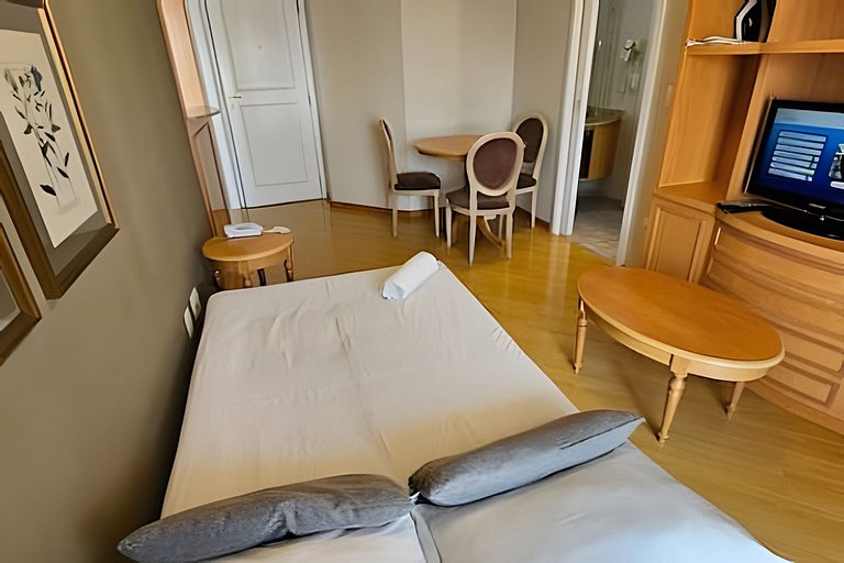 Flat Apart-Hotel c/ serviço Perto Metro de Moema