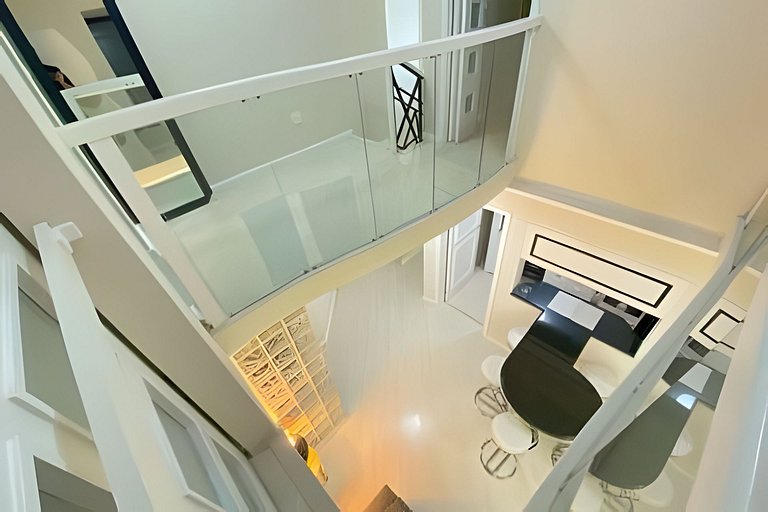 Cobertura duplex c/ dois quartos Moema uh136