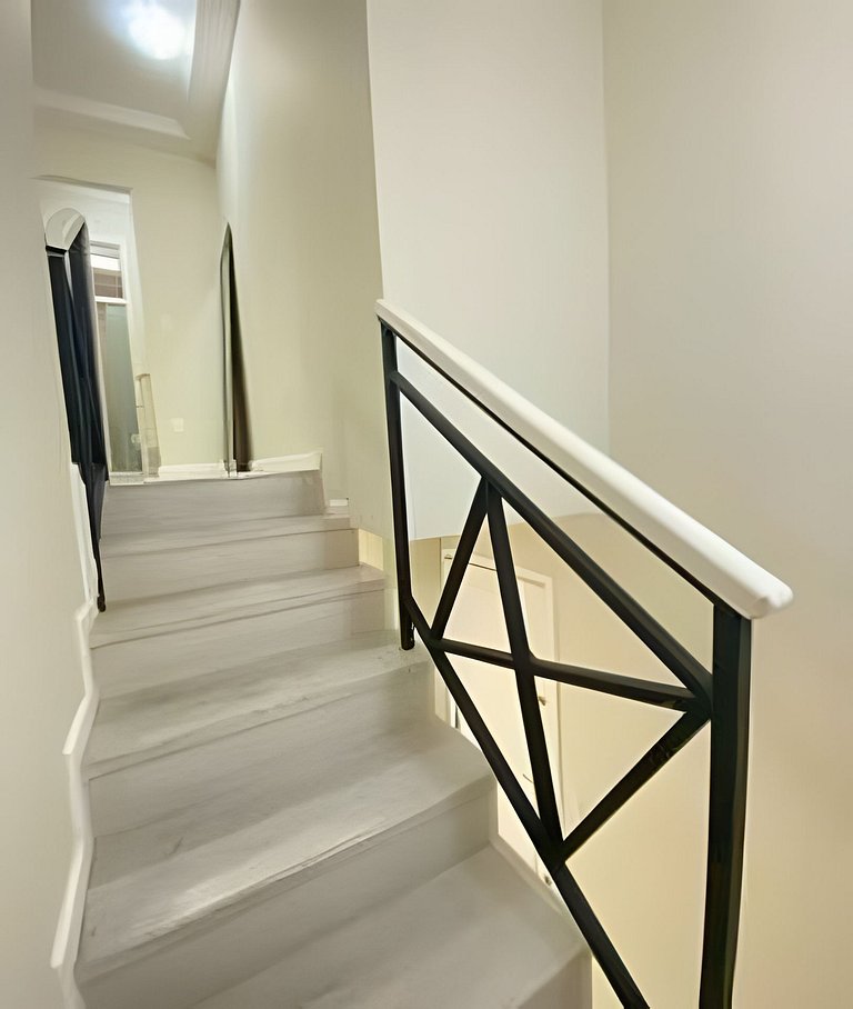 Cobertura duplex c/ dois quartos Moema uh136