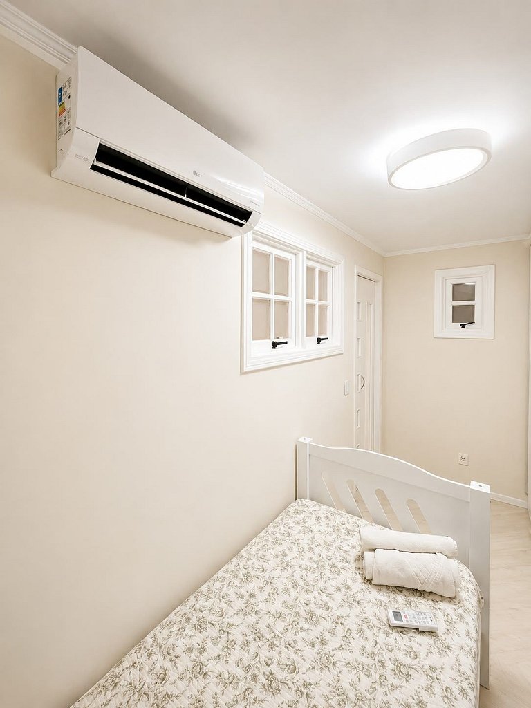 Cobertura duplex c/ dois quartos Moema uh136